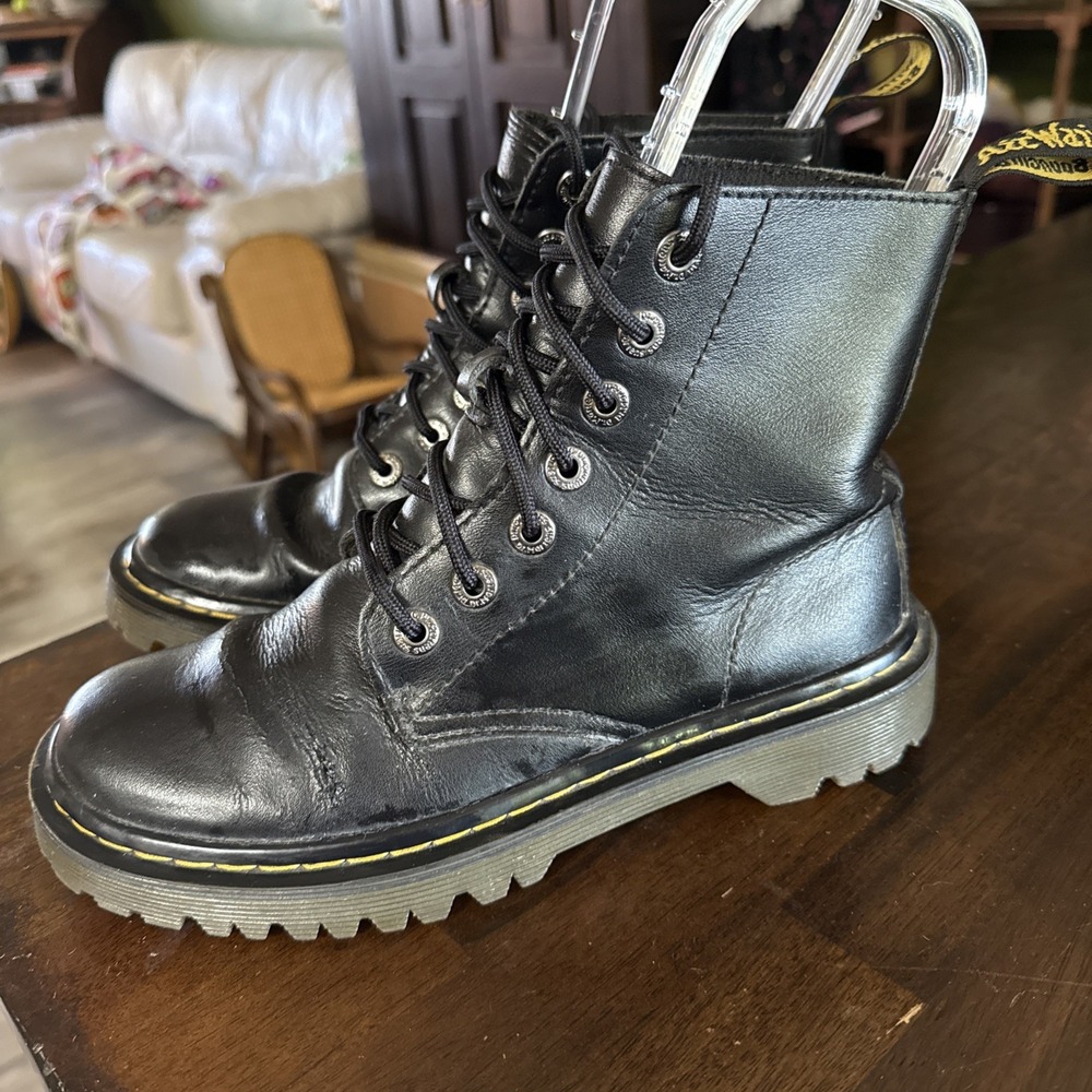 Dr Martens Combat Boots Womens 6 Luana Back Leather Lace Up Retro Grunge Docs - Picture 2 of 10